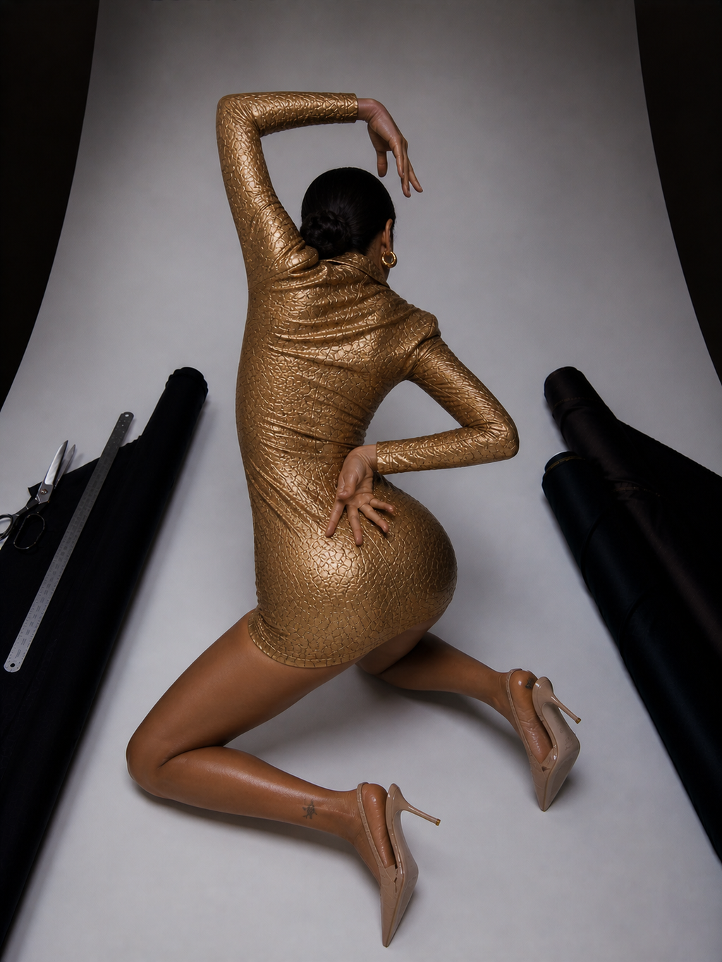 GOLD SOLŸS — Dress